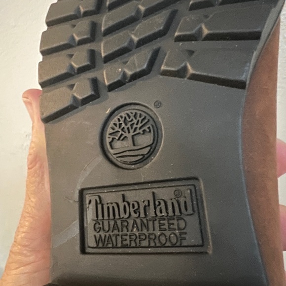 NWOT. Timberland shoes. - Picture 7 of 9